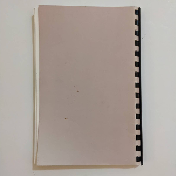 A Through L Bring Hot Dish (1991) Cookbook United Lutheran Church Eugene Oregon - Picture 10 of 10